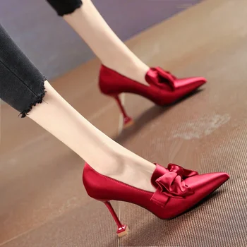 Femei de Lux Petrecere Pantofi Toc Mediu de Moda de Aur Tocuri inalte Femei 2024 Noi Toc Înalt Potcoavă Catarama Doamnelor Sandale